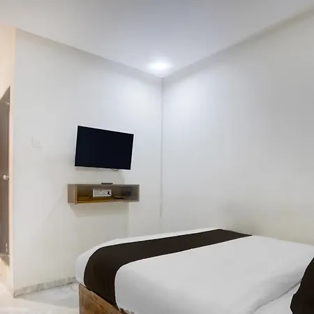 Hotel Super O Beverly Plaza Kurla 3*
