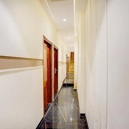 Super O Beverly Plaza Kurla Hotel