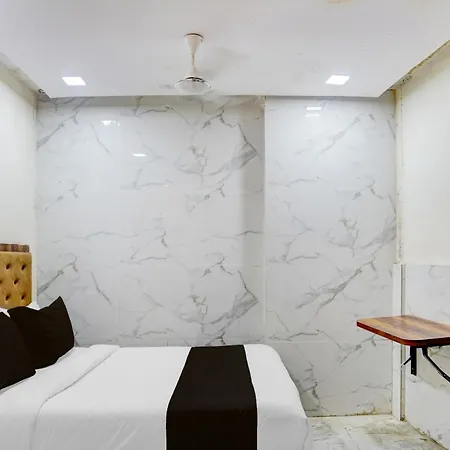 Super O Beverly Plaza Kurla 3* Mumbai