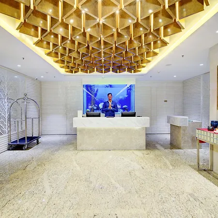 Hotel Niranta Transit Airport - At Arrivals 4*