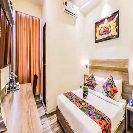 Fabhotel Aksa International Hotel