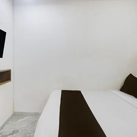Hotel Super O Beverly Plaza Kurla