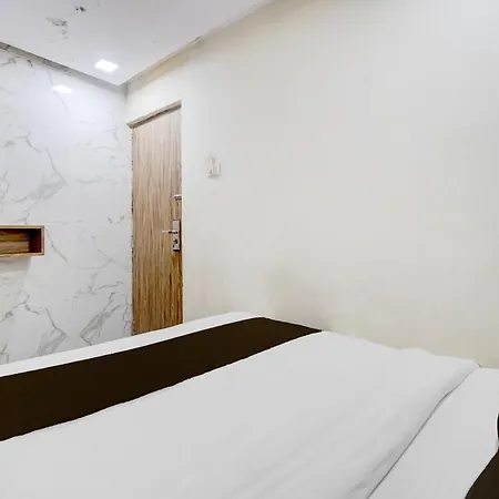 Super O Beverly Plaza Kurla 3*