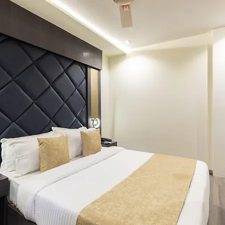Classio Andheri - Near Dn Nagar Metro Station Hotel 3*