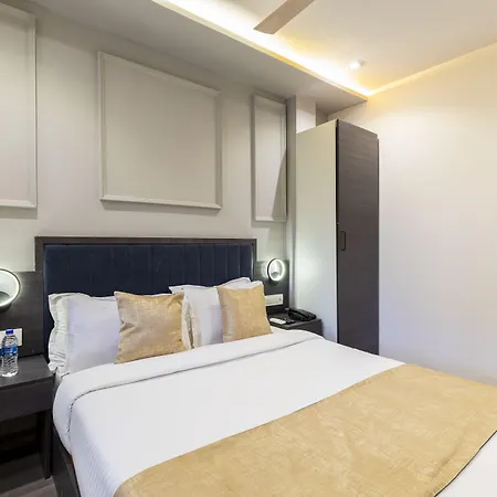 Classio Andheri - Near Dn Nagar Metro Station Hotel 3*