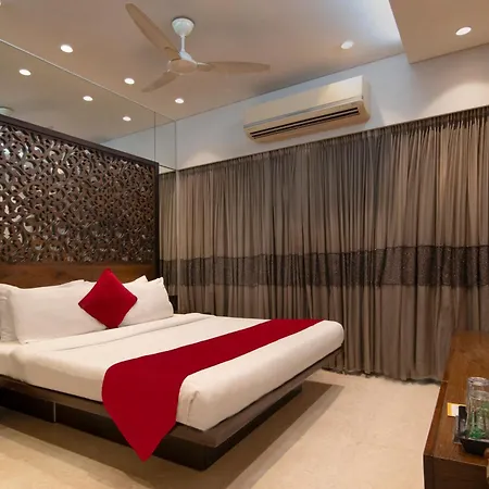 Theory9 Premium Service Khar
