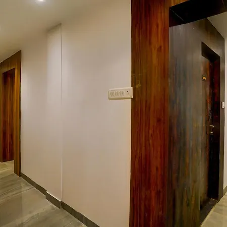 Super Collection O Sakinaka Airport T2 Hotel 3*