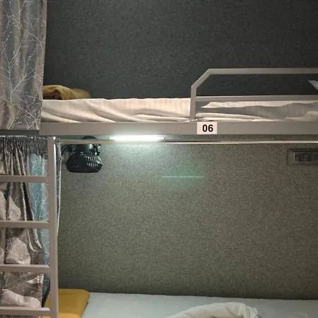 Hostel Signature Mumbai