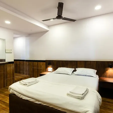 Homestay Cozykey Bandra