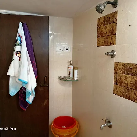 Seaface Bldg 1bhk 0r 2 Bhk 0r Pvt Luxe Service Flat, * Mumbai