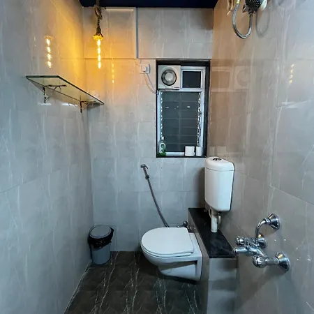 Arth House! Theatre & Board-game 2bhk In The Sky! *