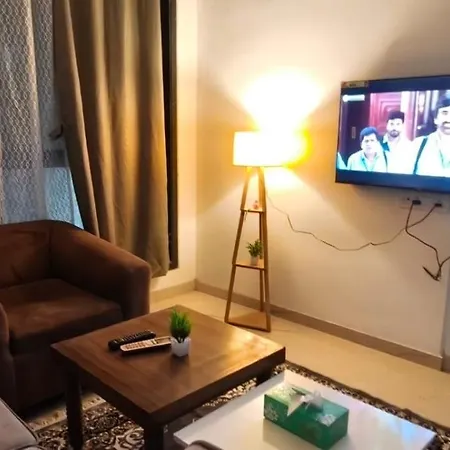Ivy Urban Cozy 401 Private 1bhk 3 Min Nesco Apartment Mumbai