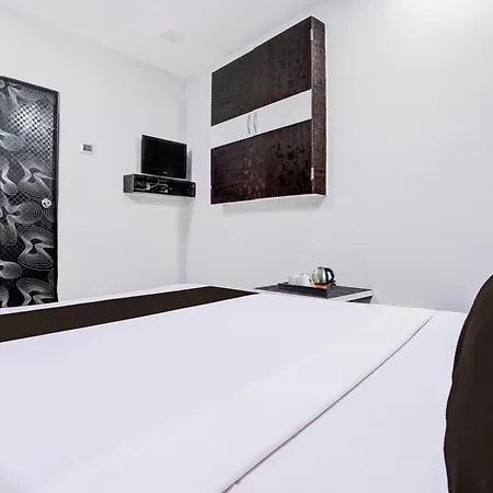 Super Collection O Asalpha Near International Airport Hotel Mumbai