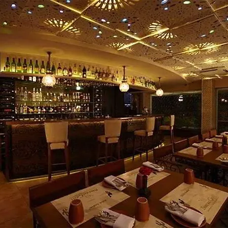 Hotel Bawa Continental 3*