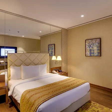 Niranta Transit Hotel Terminal 2 Arrivals/Landside
