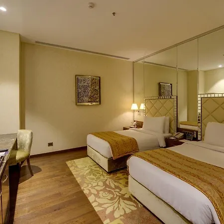 Hotel Niranta Transit Hotel Terminal 2 Arrivals/Landside 4*