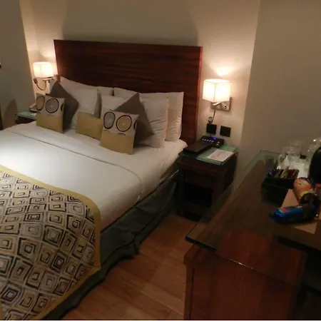 Hotel Bawa Continental