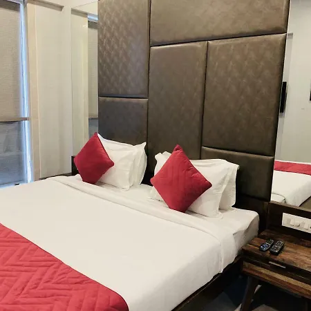 Theory9 Premium Service Khar * Mumbai