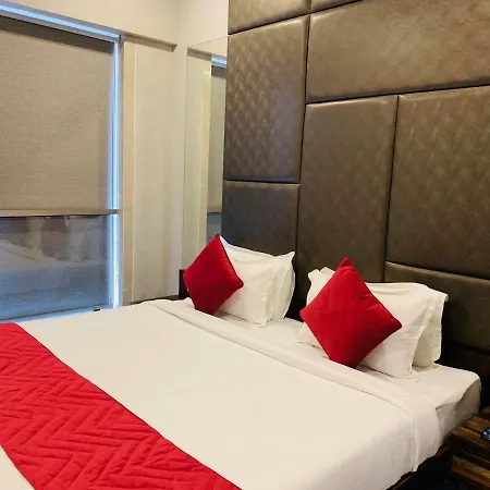Theory9 Premium Service Khar *