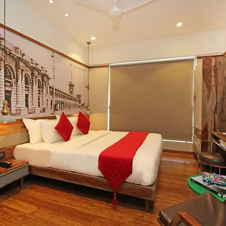 Theory9 Premium Service Khar Apartment Mumbai