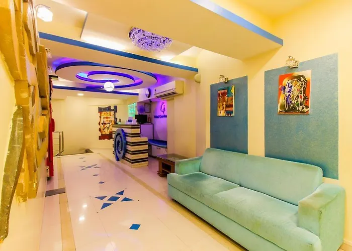 Hotel Grand Corp Inn, Near Nesco Exhibition Center