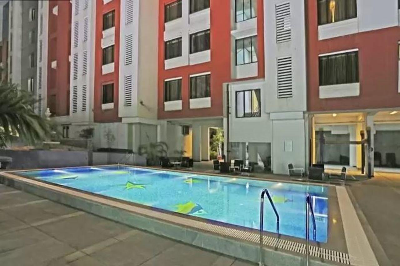Nestor Hotel, Hotel Bombaim