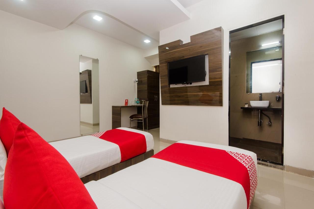 Hotel Capital O Konak Near Chhatrapati Shivaji International Airport 3*