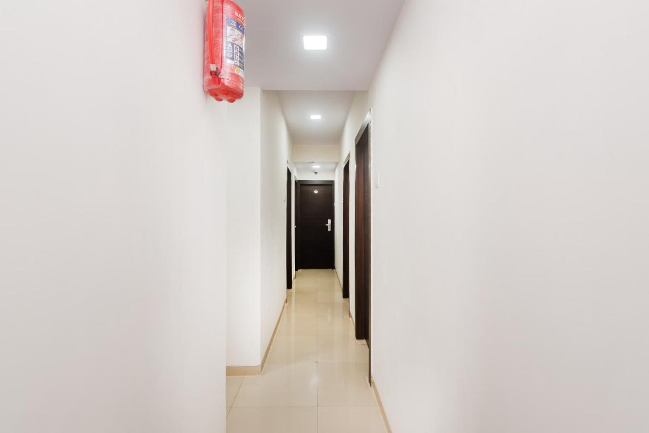 Hotel Capital O Konak Near Chhatrapati Shivaji International Airport