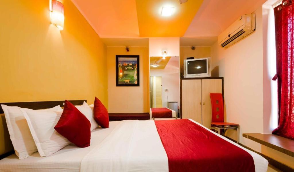 Hotel Golden Plaza Bombaim