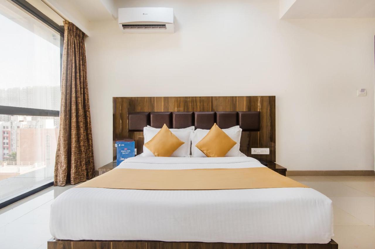 Hotel Capital O Konak Near Chhatrapati Shivaji International Airport