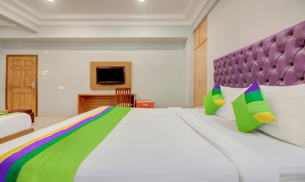 Hotel Treebo Cruz Royale Santacruz West