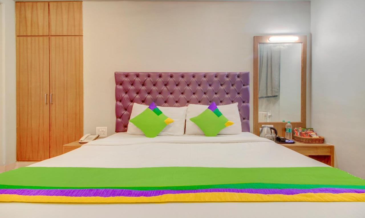 Treebo Cruz Royale Santacruz West Mumbai