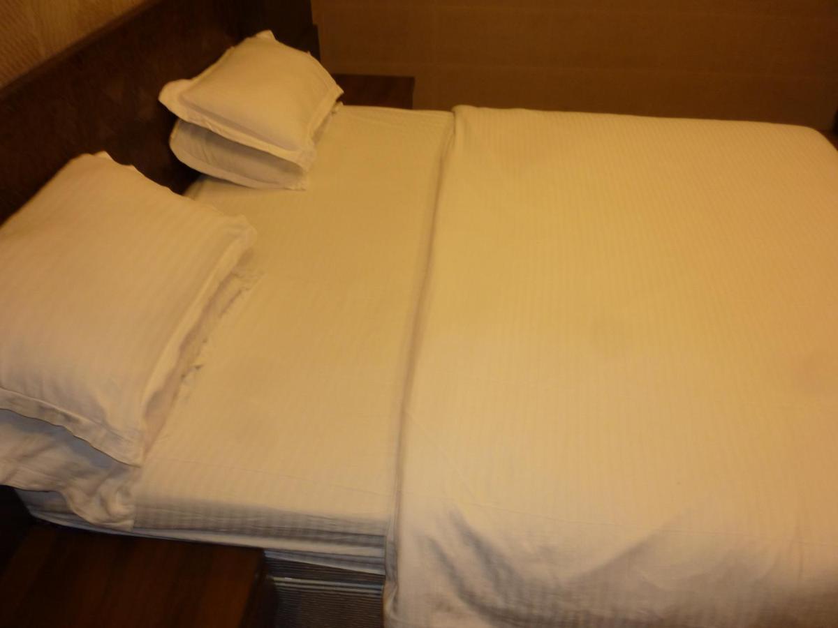 Orient Palace Hotel 2*