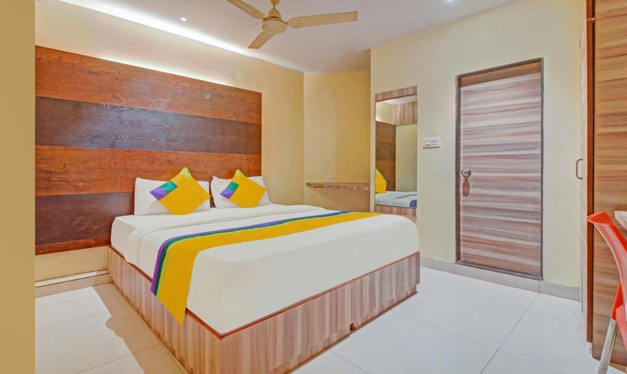 Treebo Trip Hotel Wellingten Andheri Hotel Mumbai
