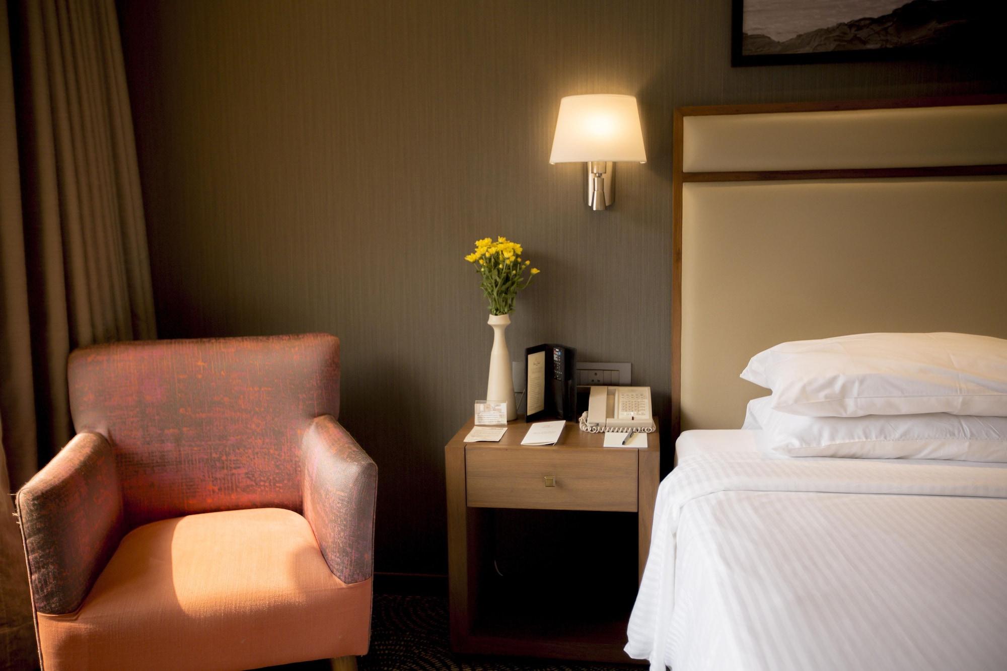 Hotel Sun-n-sand Juhu 5*
