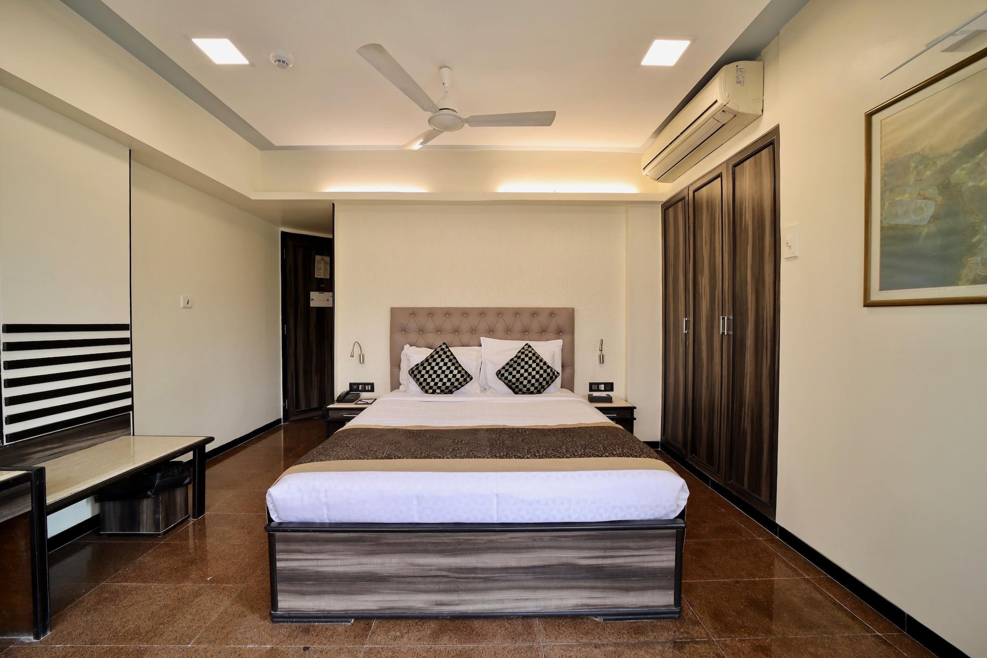 Executive Enclave Hotel