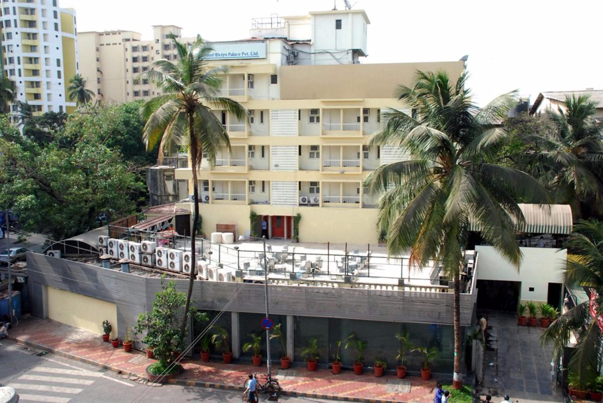 Hotel Metro Palace Bandra Mumbai