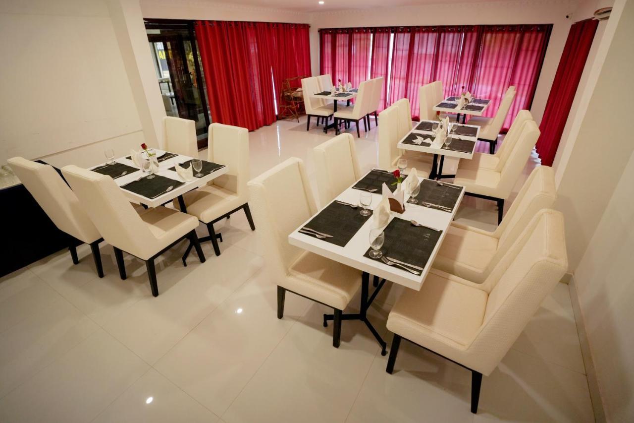 Hotel Hotel Summer Sand Bombaim