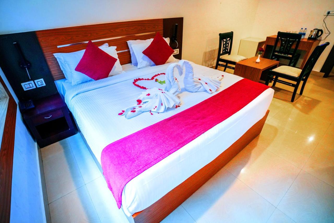 Hotel Summer Sand 5* Bombaim