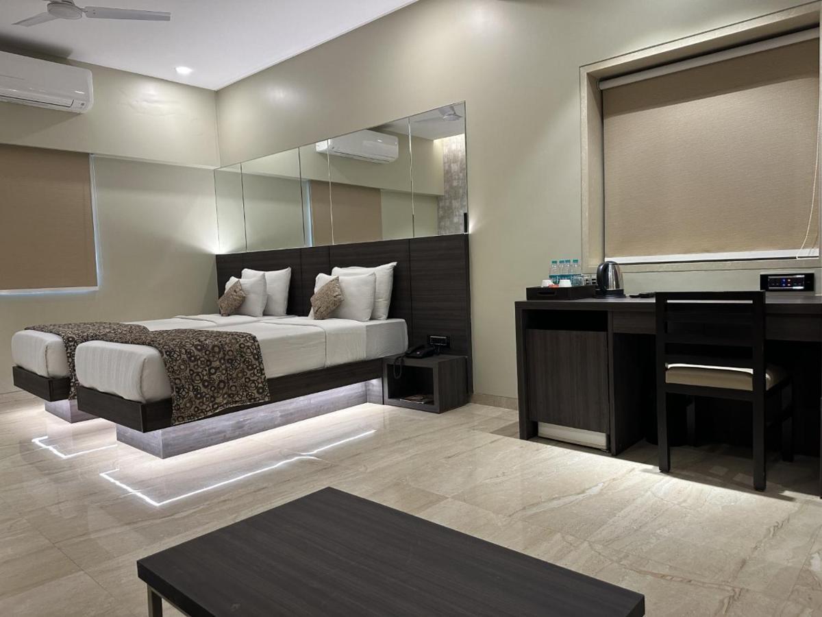 Hotel Landmark Mumbai