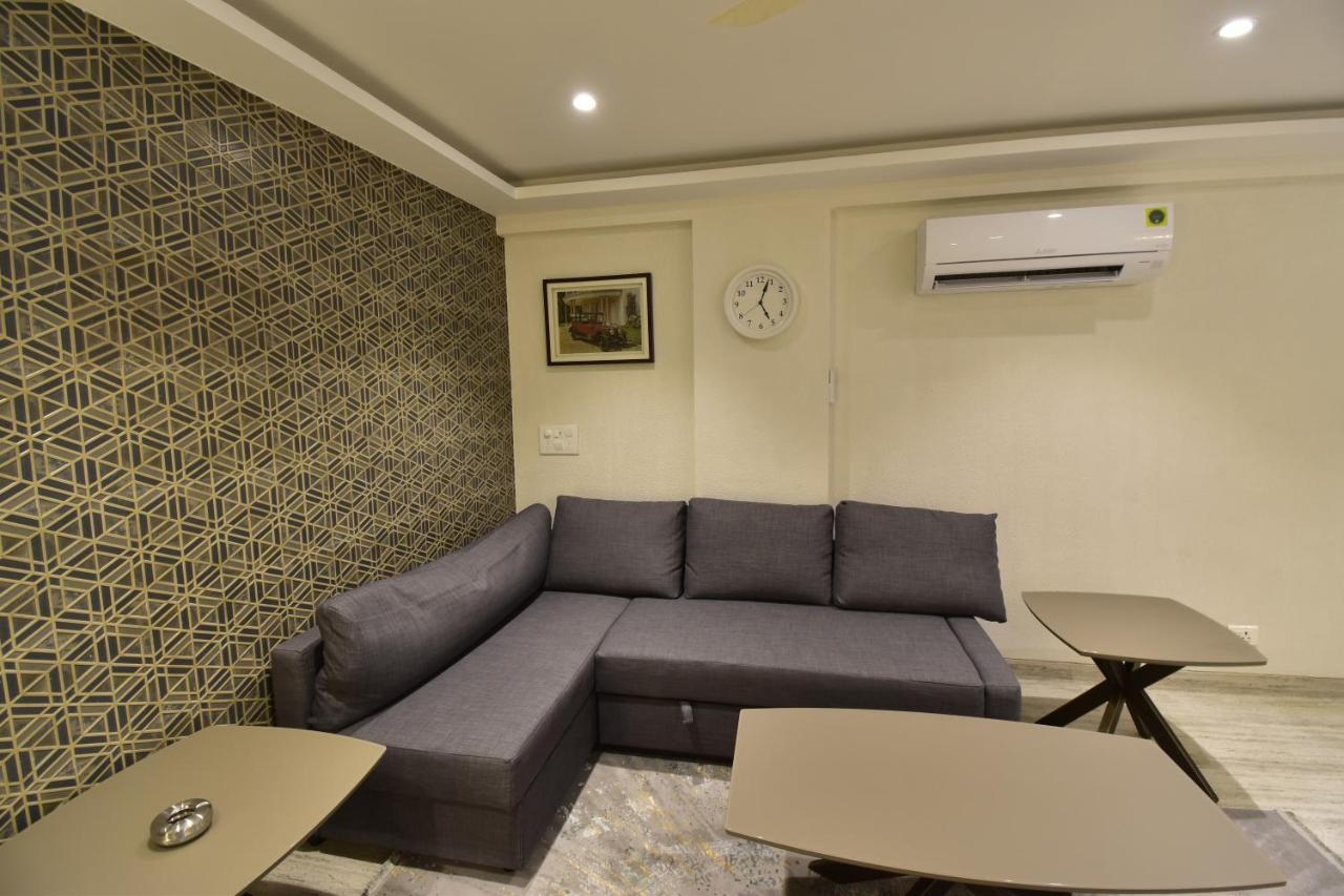 Apartment Sarkar Chambers *