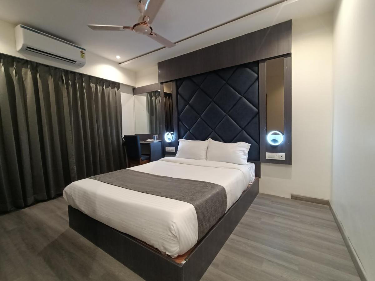 Classio Andheri - Near Dn Nagar Metro Station Hotel Mumbai