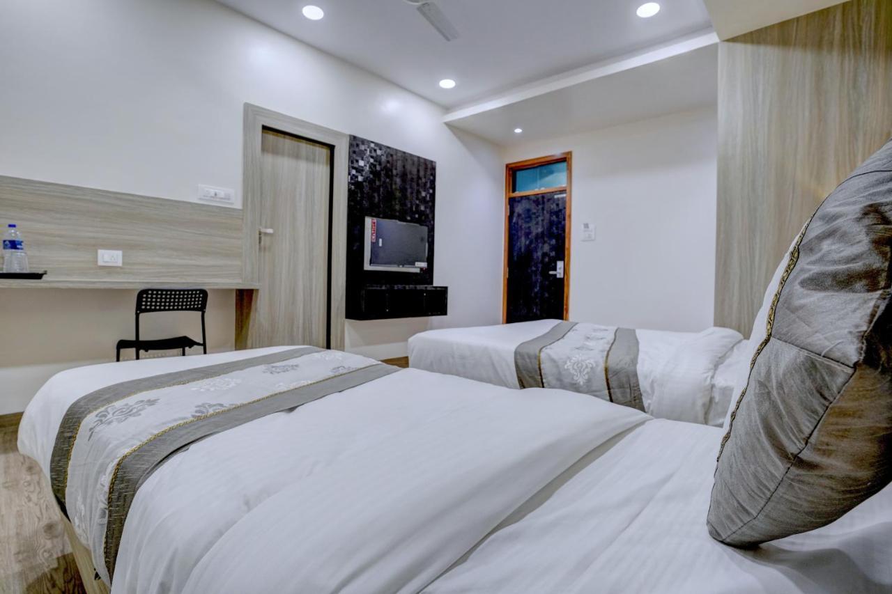 Arts International Guest house Mumbai