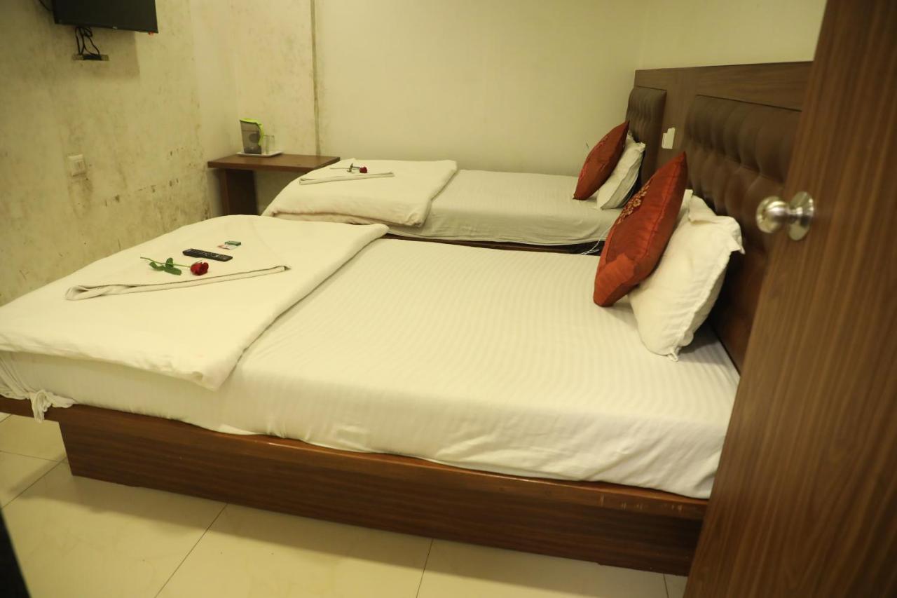 Shiv Leela Grand Mumbai