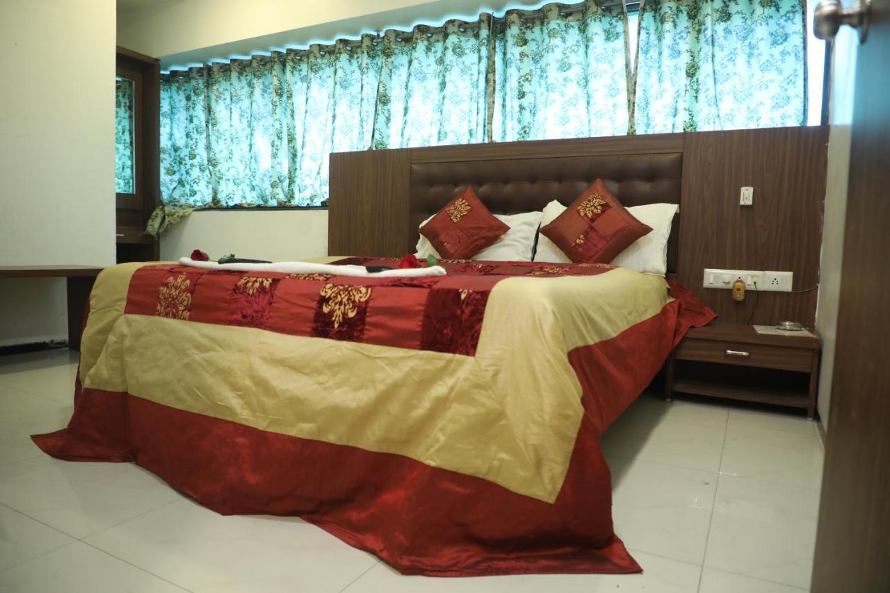 Shiv Leela Grand 2* Mumbai