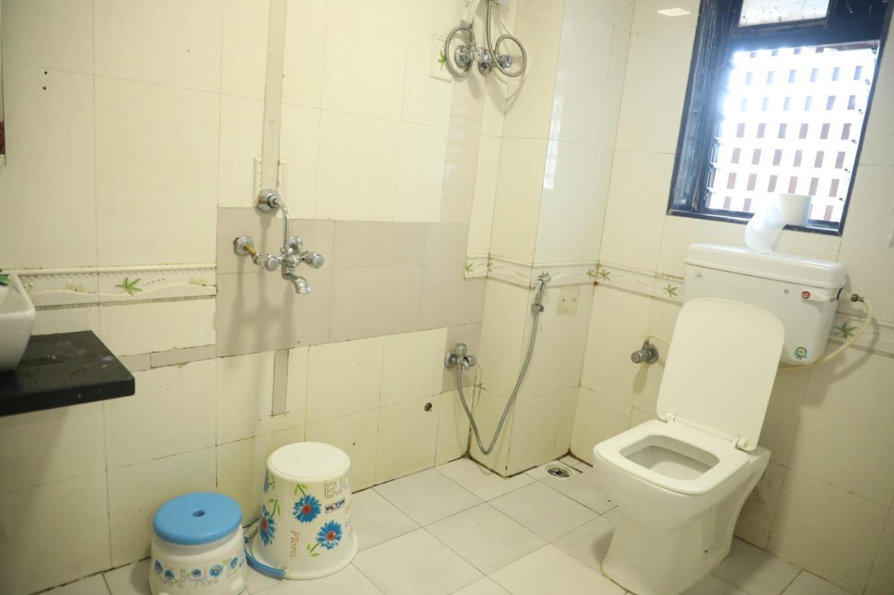 Hotel Shiv Leela Grand Mumbai