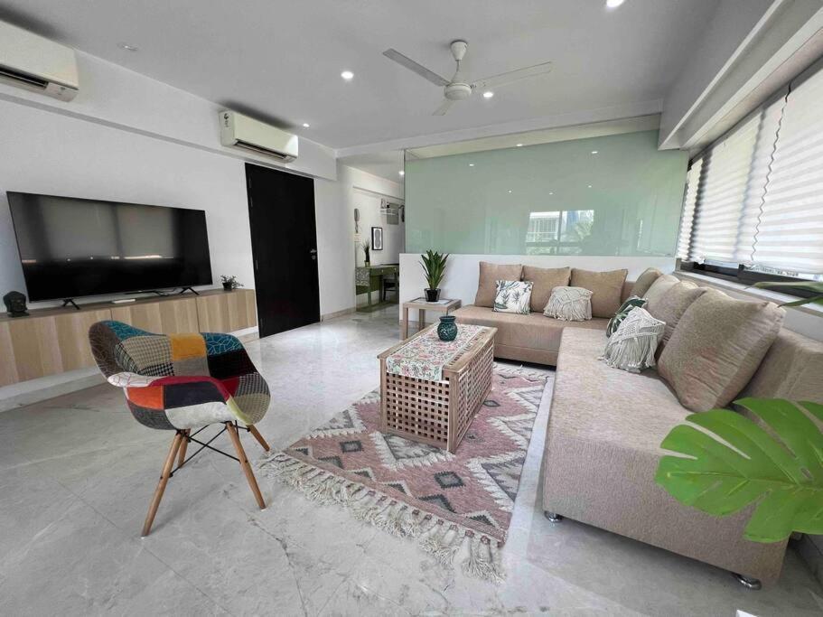 Kakad Classic 5, 16th Rd, Pali Village, Khar West By Connekt Homes Apartamento Bombaim