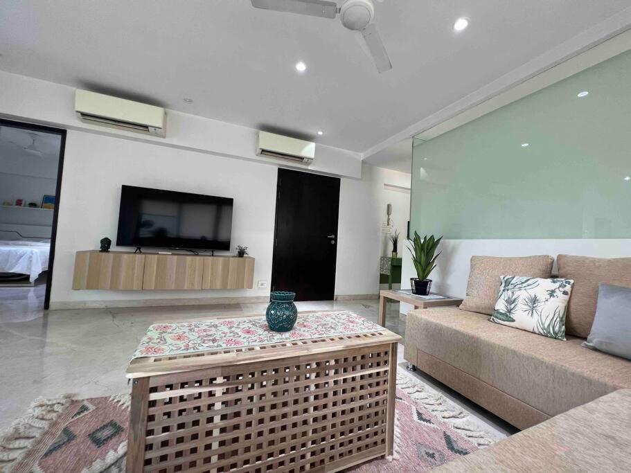 Kakad Classic 5, 16th Rd, Pali Village, Khar West By Connekt Homes Apartamento