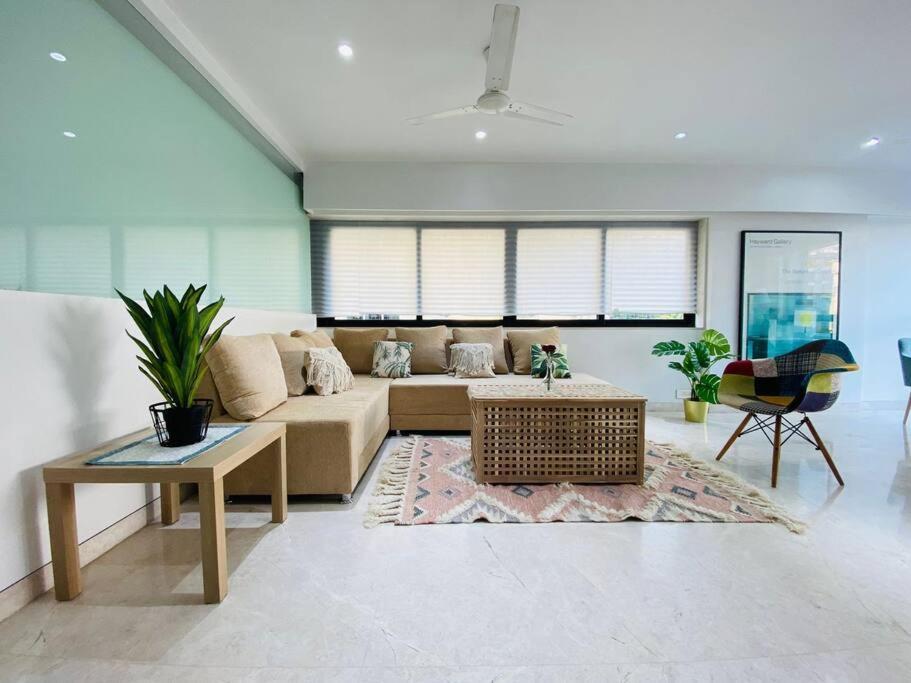 Kakad Classic 5, 16th Rd, Pali Village, Khar West By Connekt Homes Apartamento