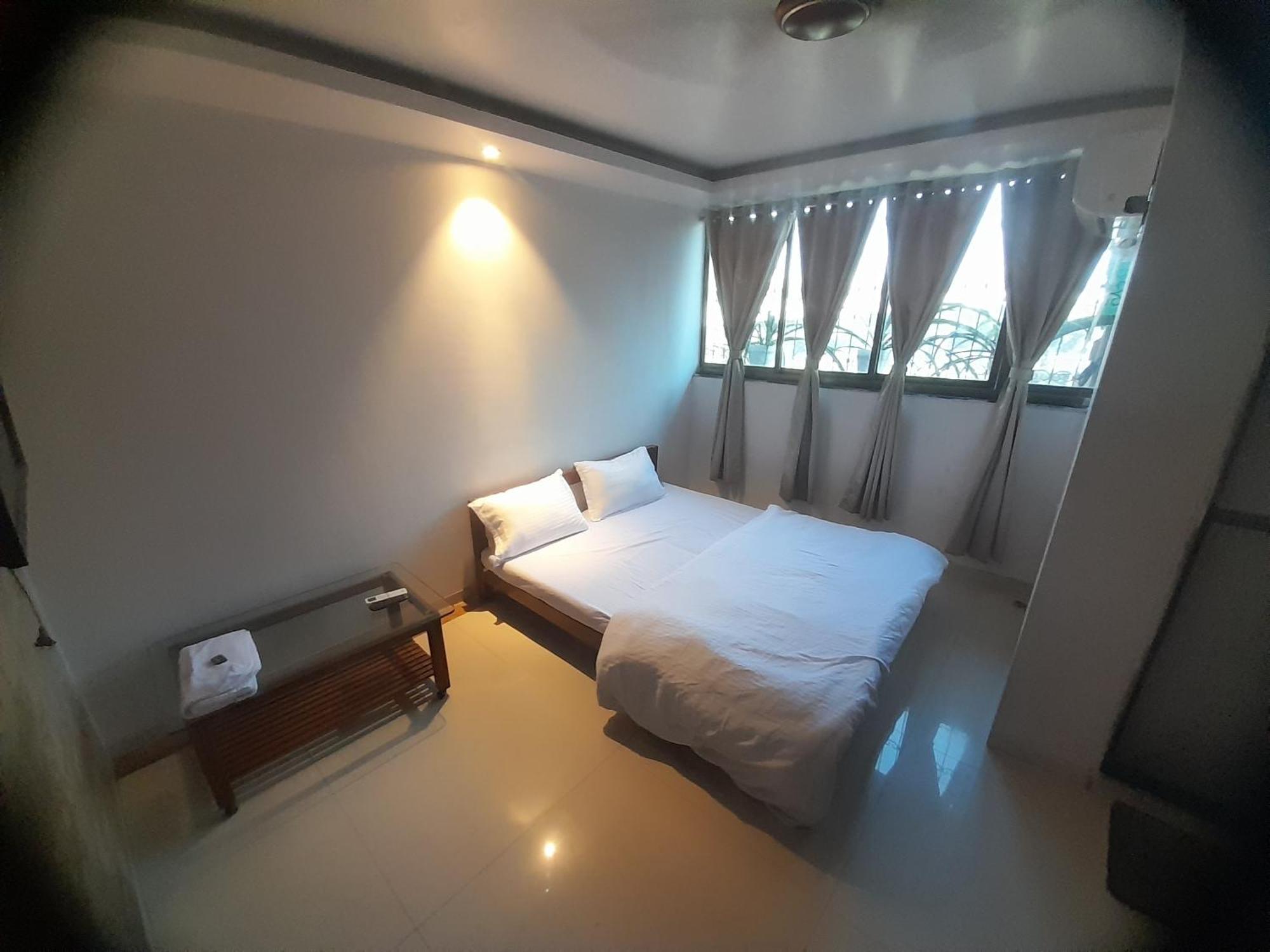 Bed & Breakfast Agrawal Bhavan Budget Only For Indians Couples Friendly *